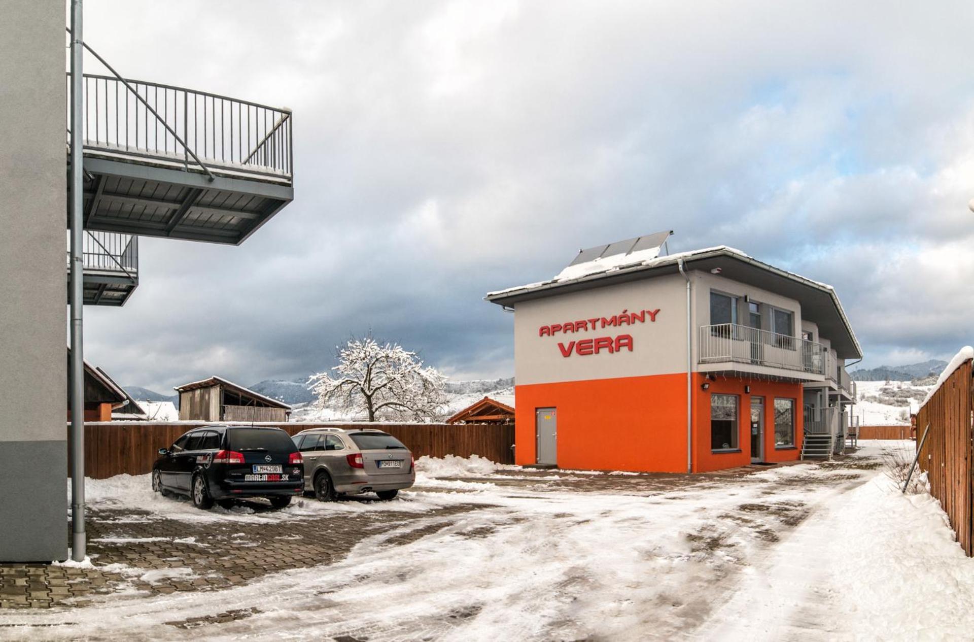 Apartmany Zaria Bešeňová Eksteriør billede