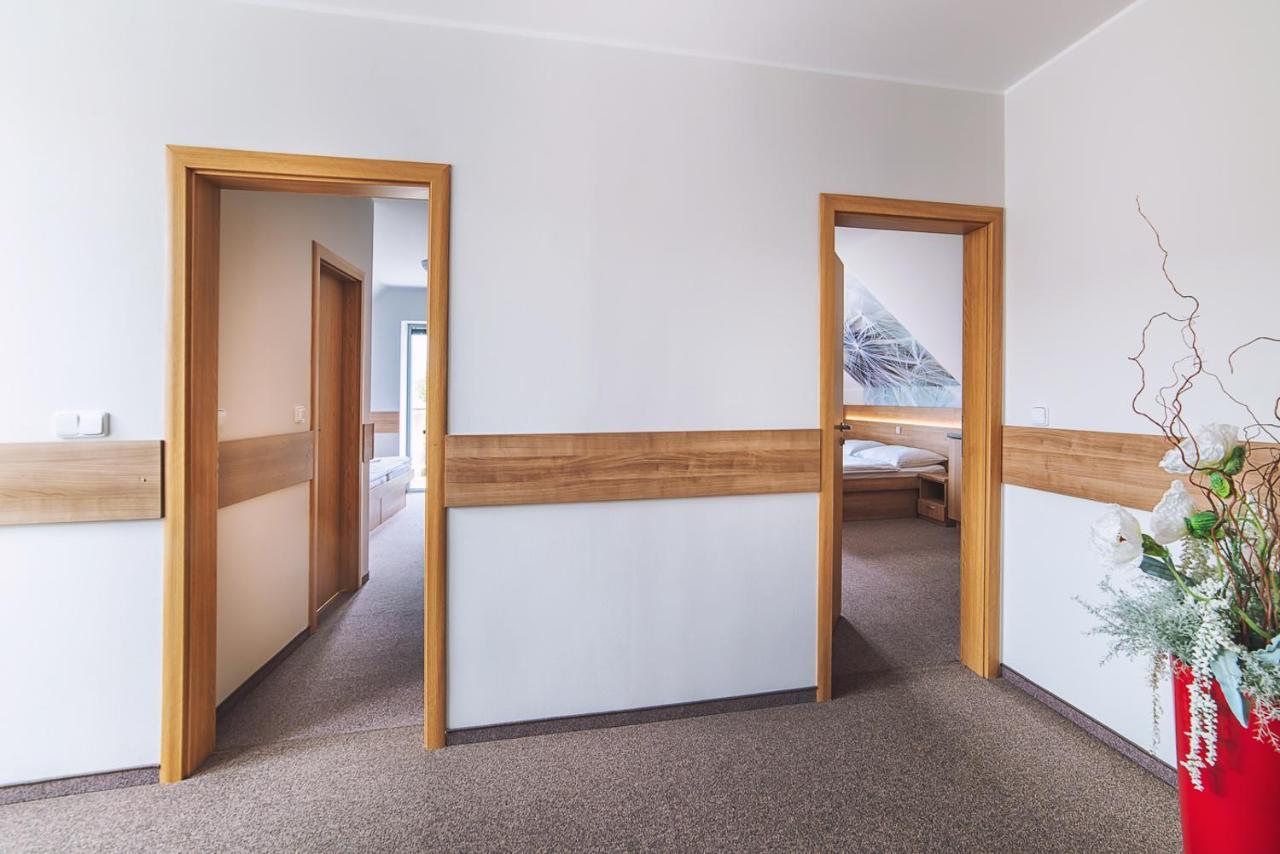 Apartmany Zaria Bešeňová Eksteriør billede