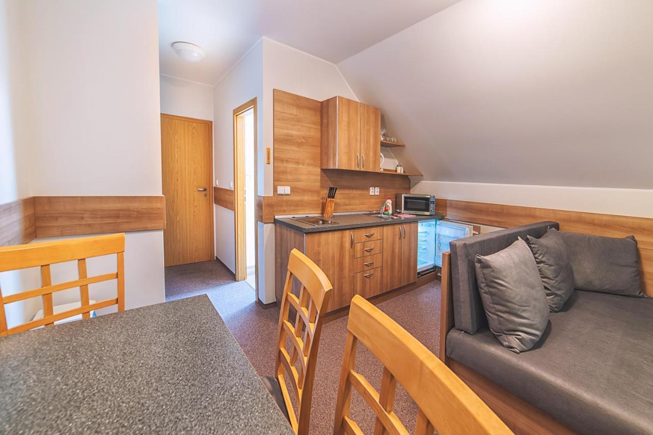 Apartmany Zaria Bešeňová Eksteriør billede